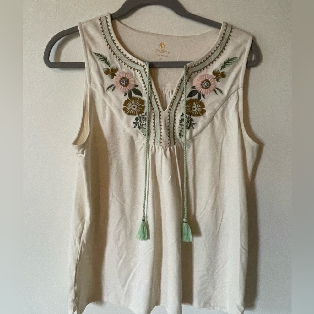 Spartina Faye Embroidered Top NWOT